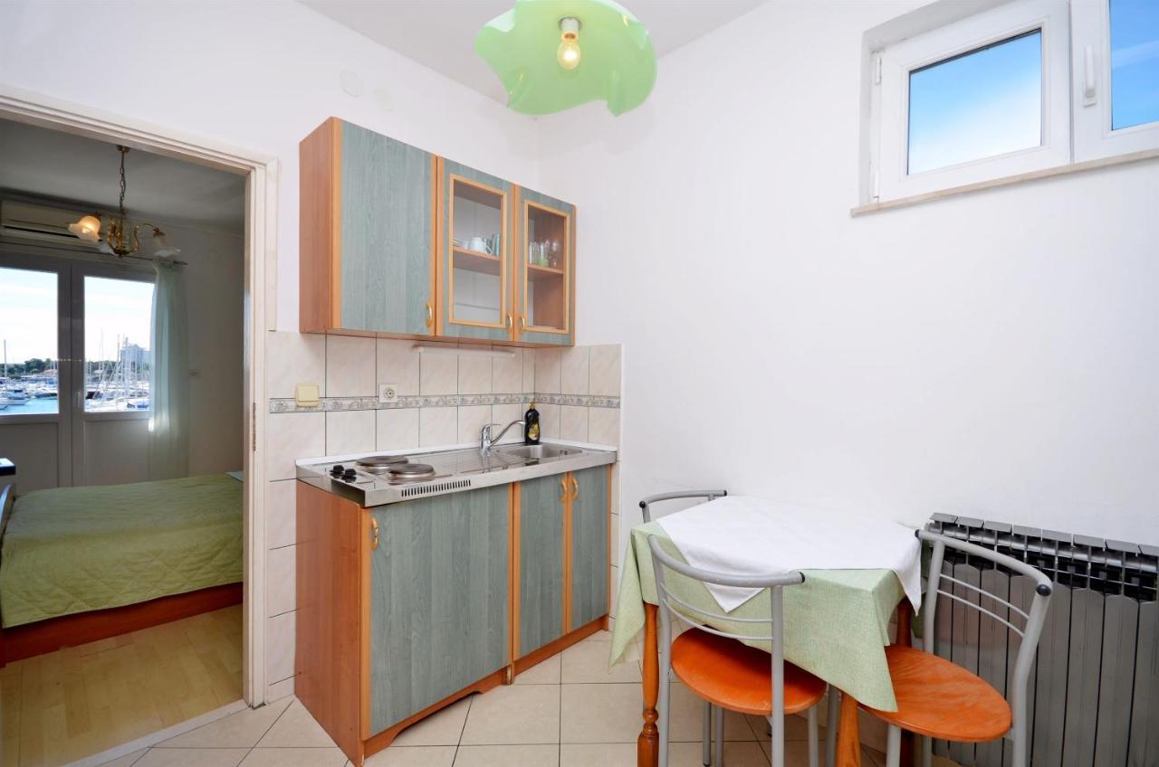Apartments And Rooms Mare Vodice Exterior photo